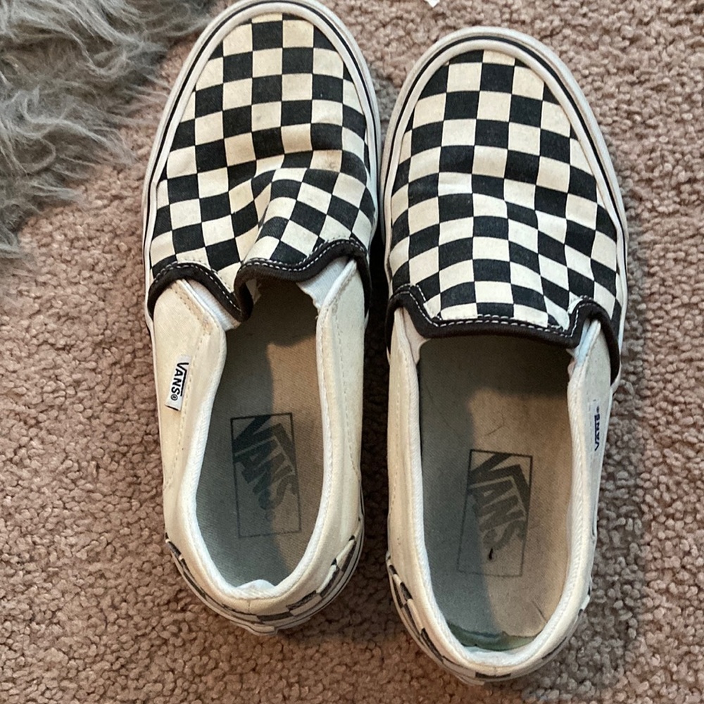 checkered vans